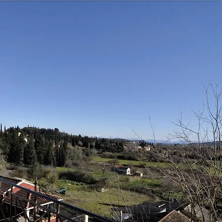 Sg Corfu, A Kompítsion