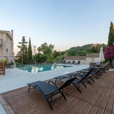 Sg Corfu, A Kompítsion